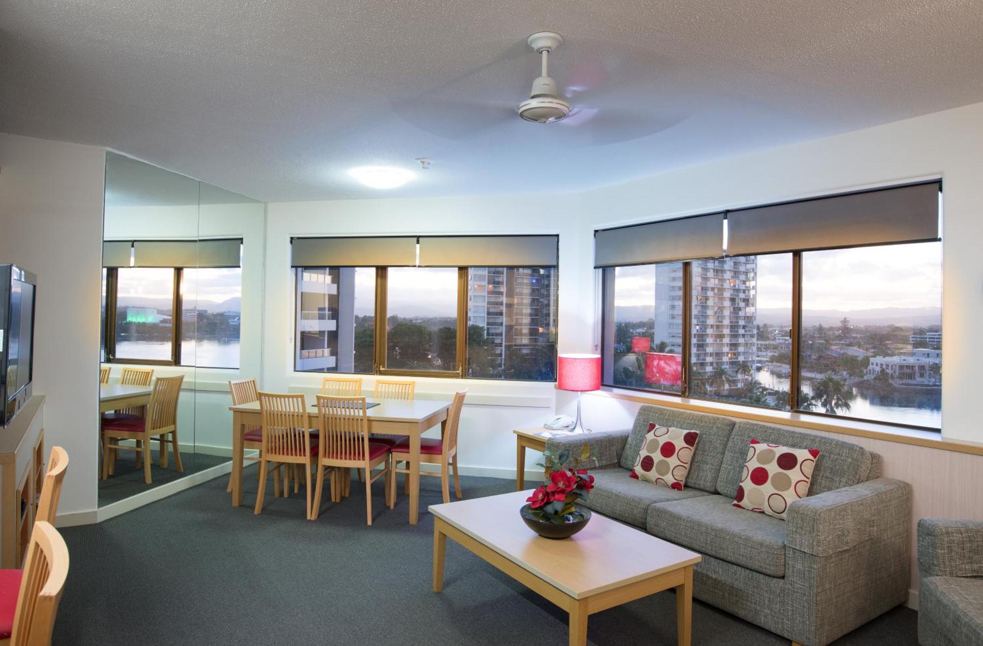 Tiki Hotel Apartments Surfers Paradise Gold Coast Ngoại thất bức ảnh