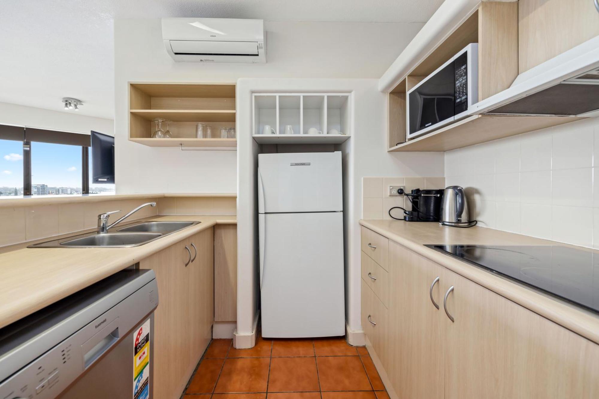 Tiki Hotel Apartments Surfers Paradise Gold Coast Ngoại thất bức ảnh