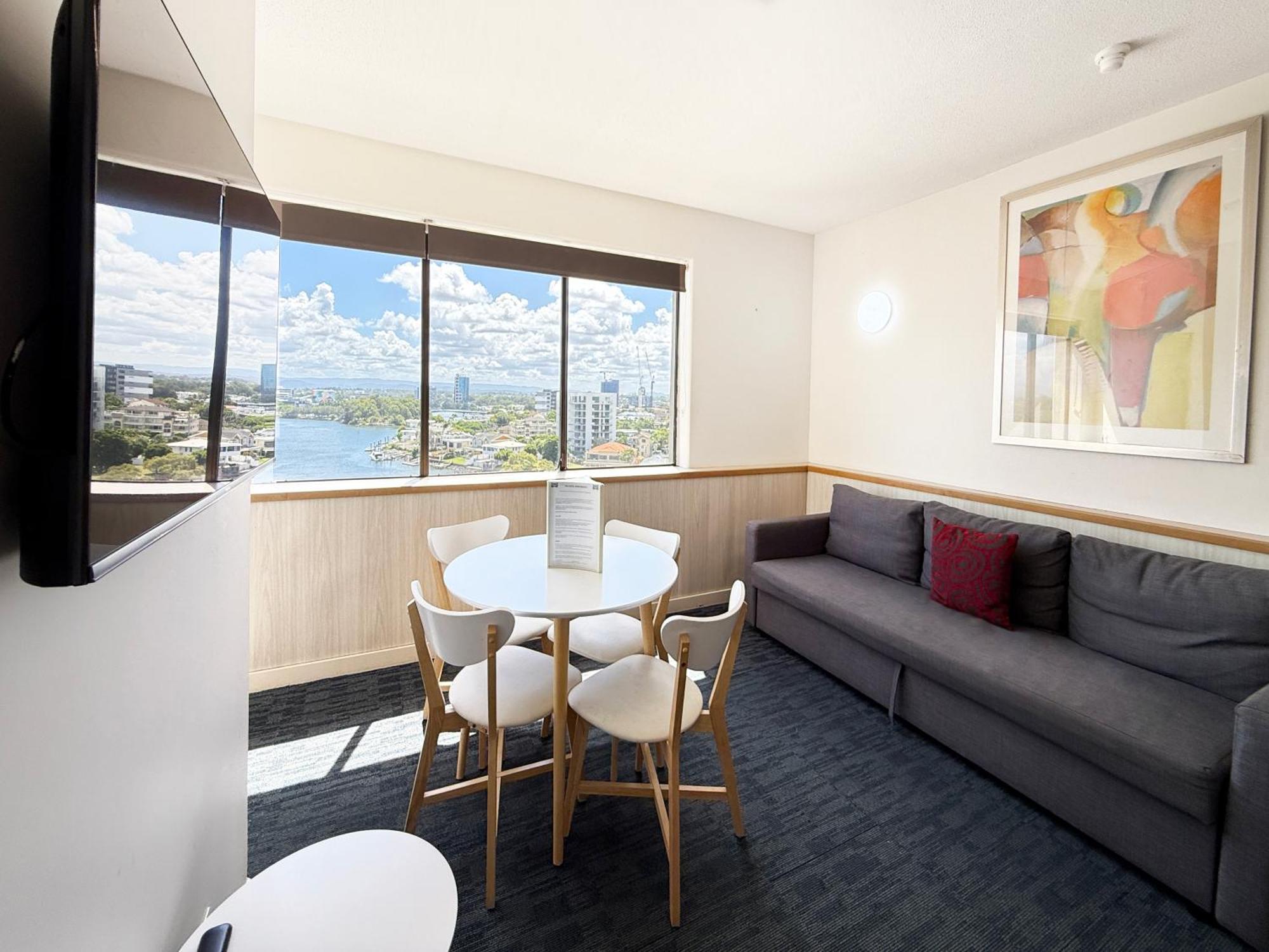 Tiki Hotel Apartments Surfers Paradise Gold Coast Ngoại thất bức ảnh