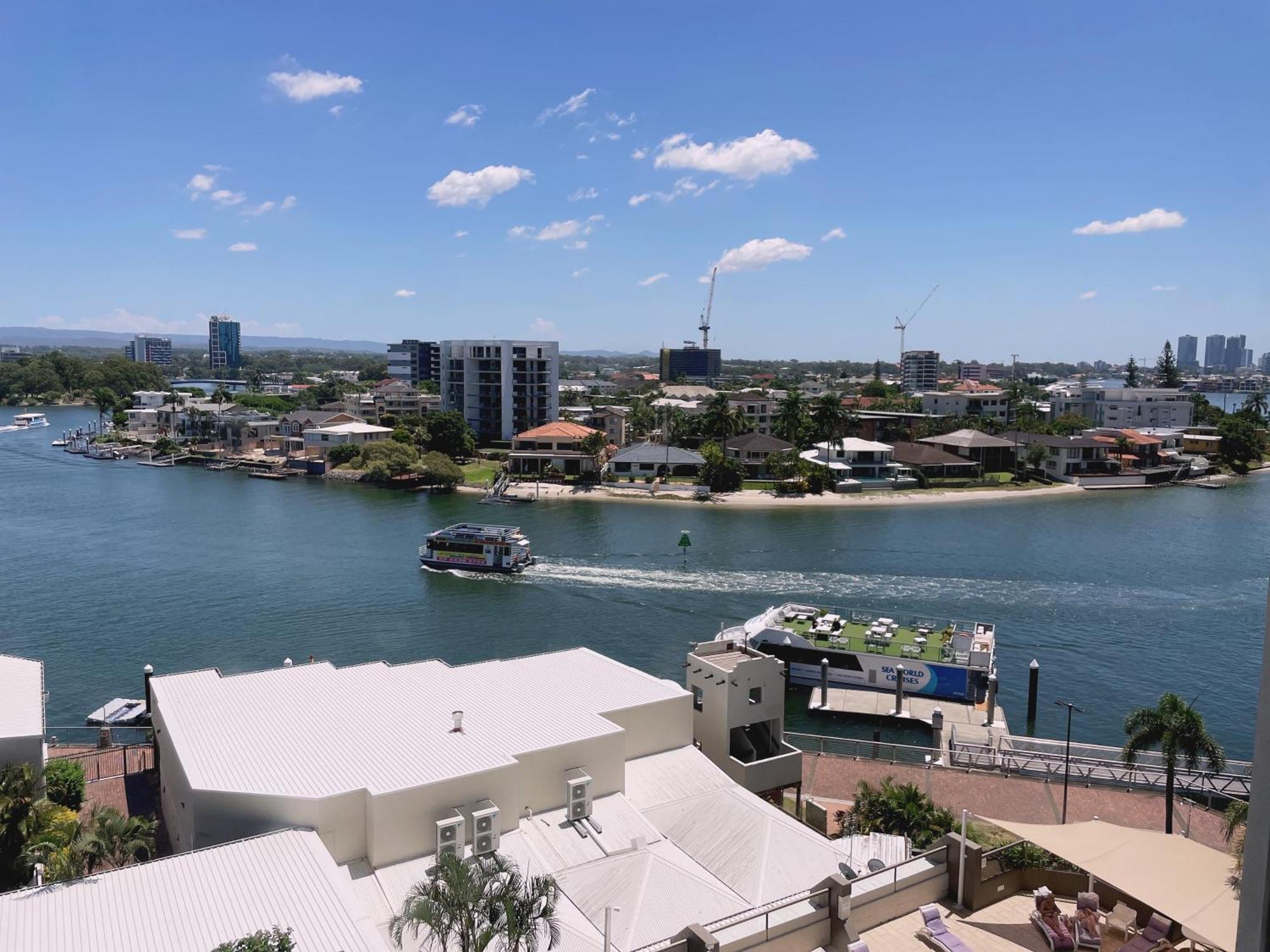 Tiki Hotel Apartments Surfers Paradise Gold Coast Ngoại thất bức ảnh